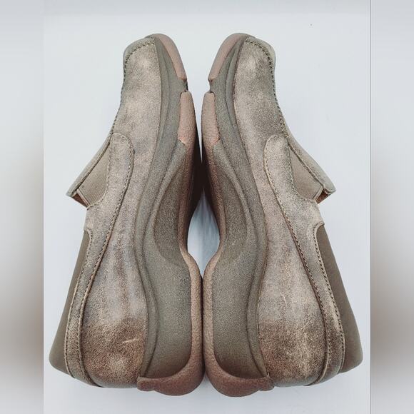 DANSKO Kim Distressed Brown Leather Slip On Clogs Slip Resistant Soles Size 38 - Picture 6 of 12